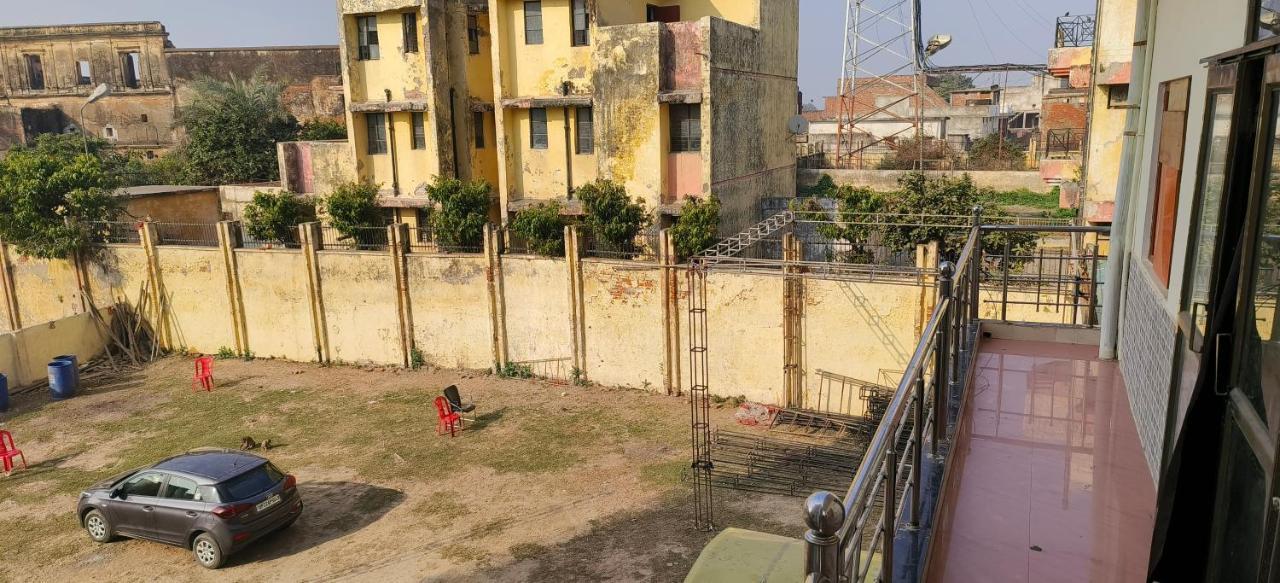 Hotel Shri Ram Bhavan Ayodhya Buitenkant foto