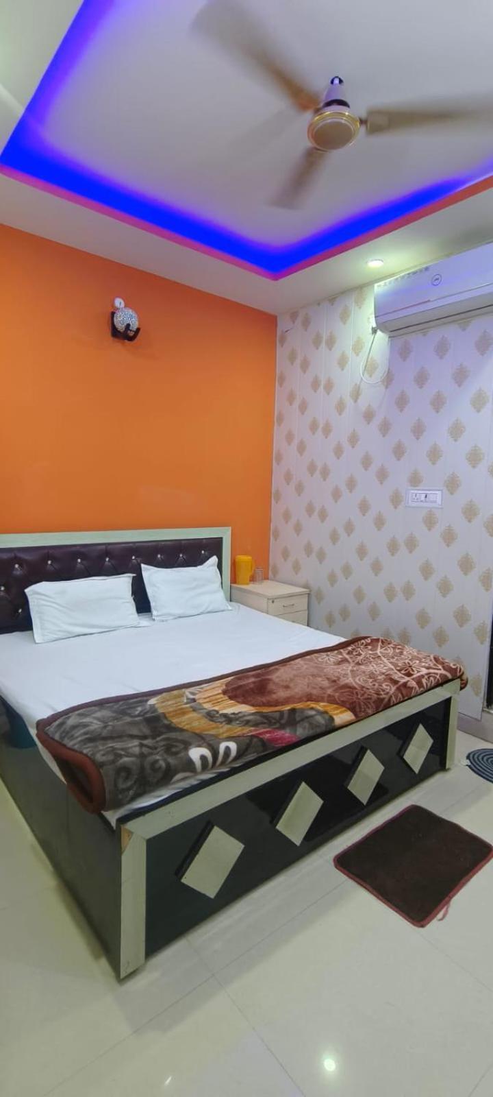 Hotel Shri Ram Bhavan Ayodhya Buitenkant foto